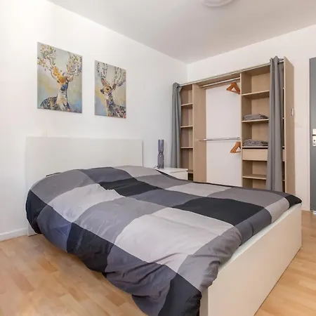 Le Business... Ideal Pour Travailler Pas Que! Apartmán