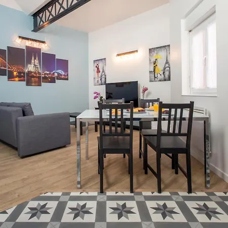 Apartmán Le Business... Ideal Pour Travailler Pas Que!