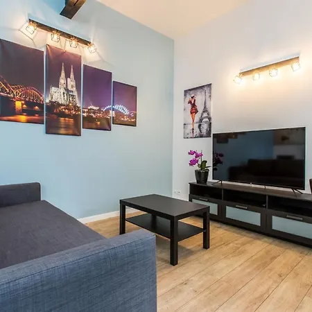 Le Business... Ideal Pour Travailler Pas Que! Tourcoing